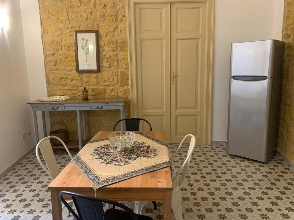 Charme In Centro - Tourist Rental Αγκριτζέντο Εξωτερικό φωτογραφία