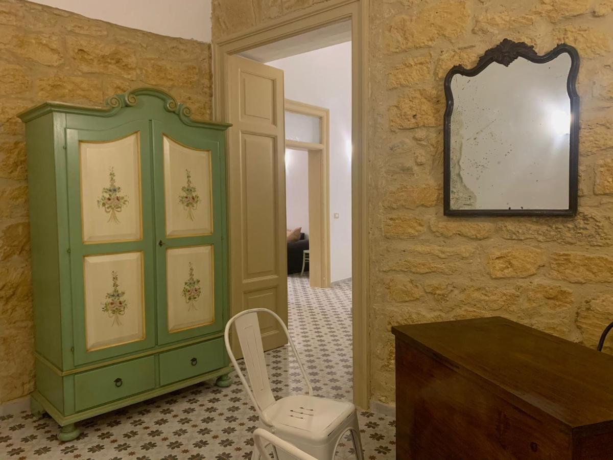 Charme In Centro - Tourist Rental Αγκριτζέντο Εξωτερικό φωτογραφία