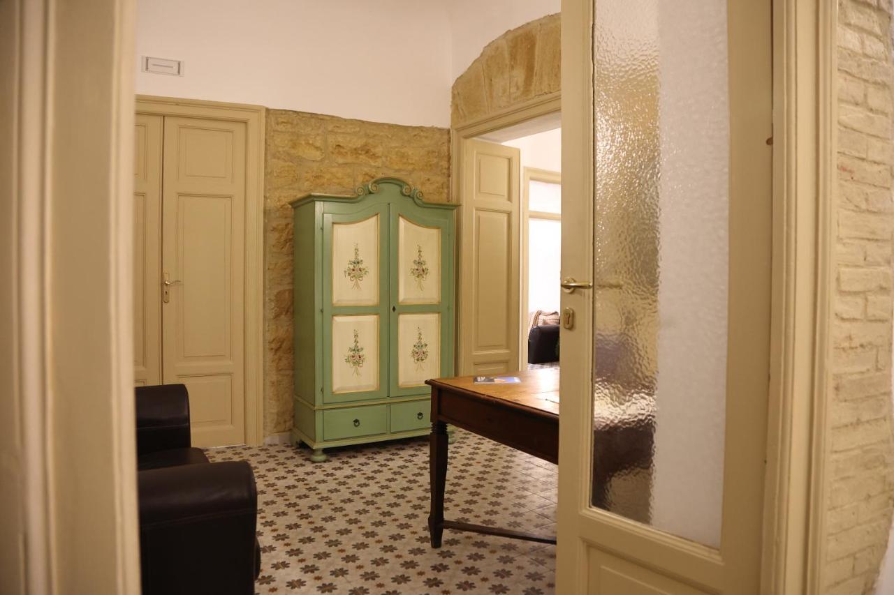 Charme In Centro - Tourist Rental Αγκριτζέντο Εξωτερικό φωτογραφία